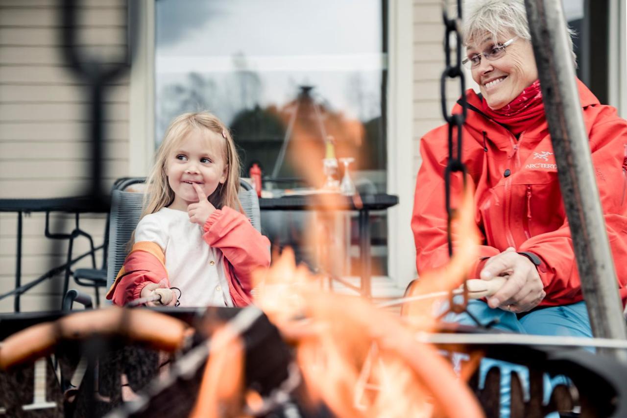 Jolstraholmen Camping Og Hytter Vassenden Kültér fotó
