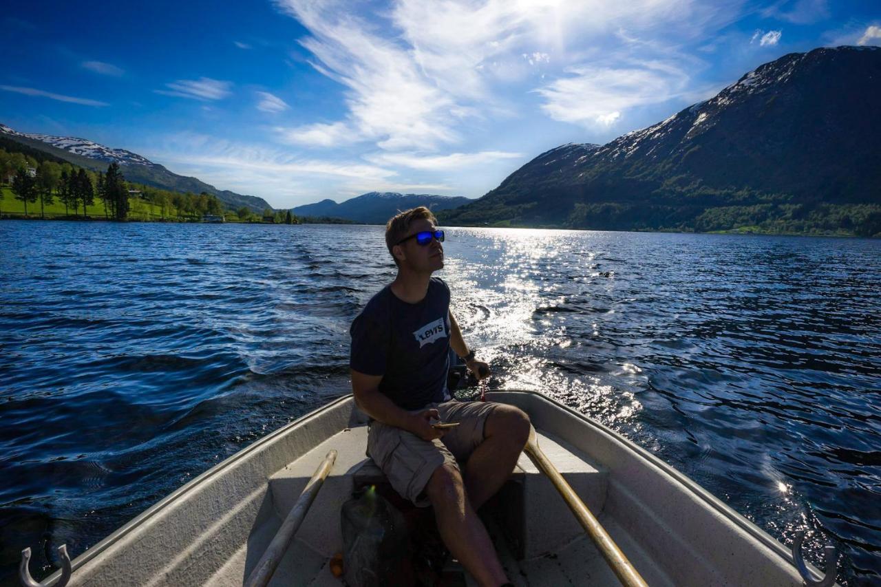 Jolstraholmen Camping Og Hytter Vassenden Kültér fotó